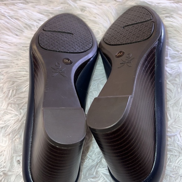 NWT Nine West Jazzin Almond Toe Wedges size9M blue - Picture 6 of 6